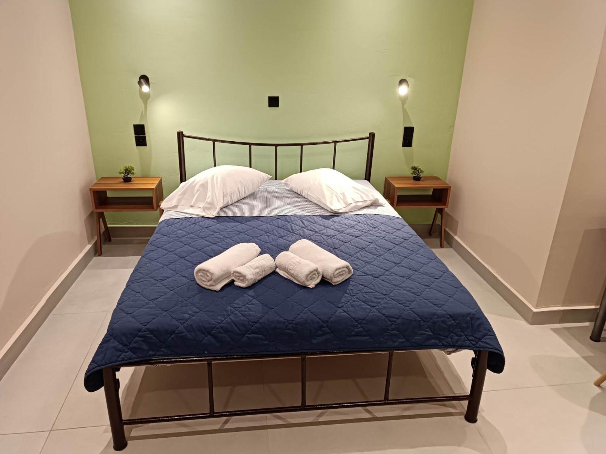 Newly Renovated Apartment Next To The Port Mantouki Eksteriør billede