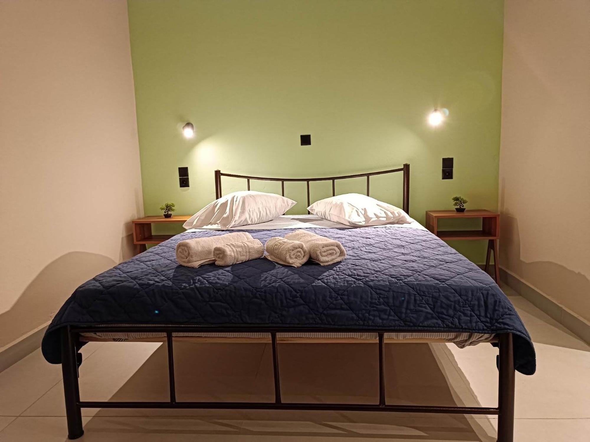 Newly Renovated Apartment Next To The Port Mantouki Eksteriør billede