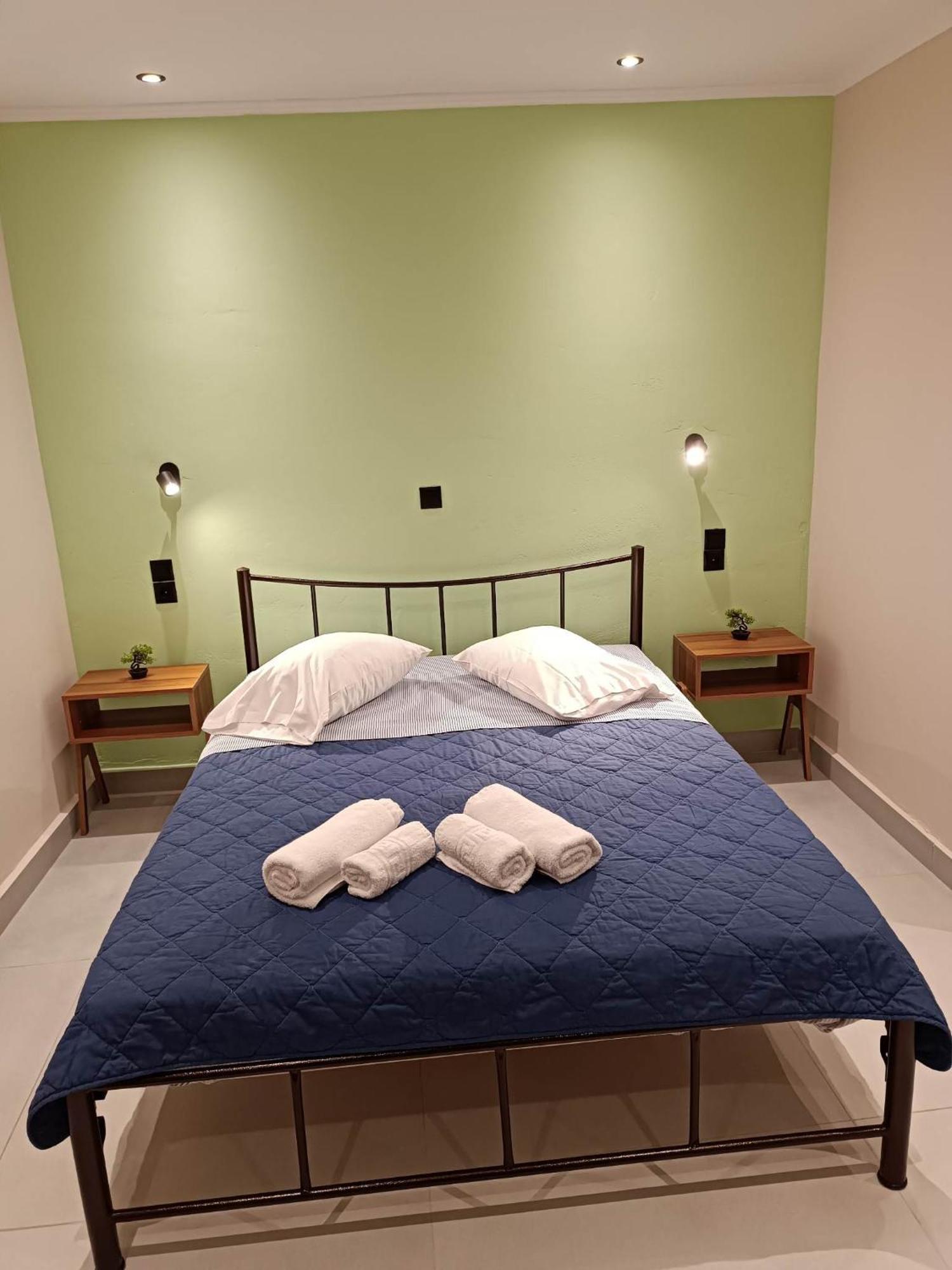 Newly Renovated Apartment Next To The Port Mantouki Eksteriør billede