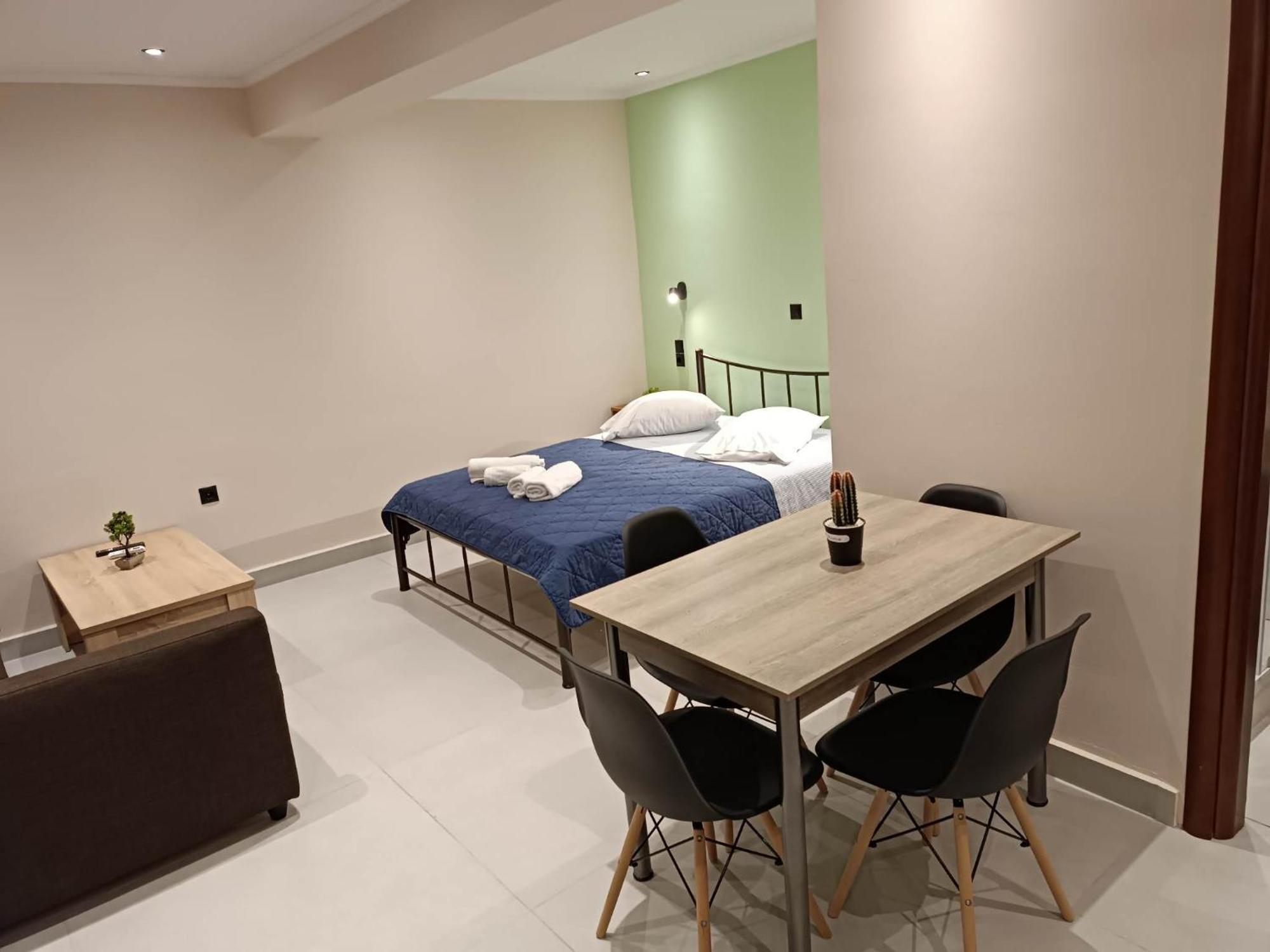 Newly Renovated Apartment Next To The Port Mantouki Eksteriør billede